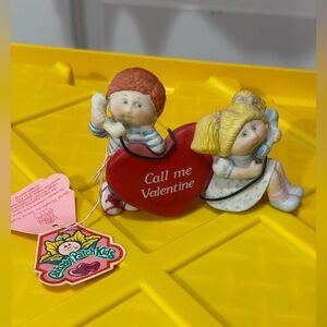 1984 CABBAGE PATCH KIDS Boy Girl "Call me Valentine" Heart Figurine Telephone